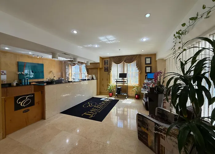 In Luxury hotels Eldon Luxury Suites